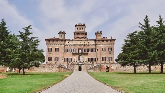 PAVIA e il CASTELLO di CHIGNOLO PO’:
