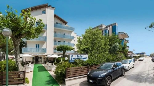 HOTEL SANREMO***