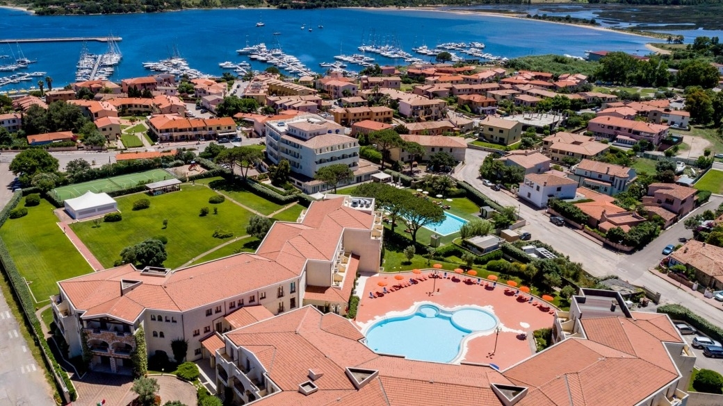 BLU HOTEL MORISCO ****