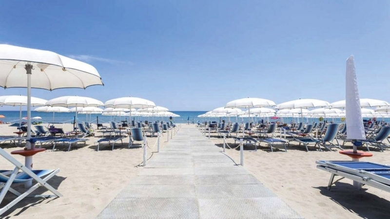 TICHO'S **** Sud Italia e Sardegna