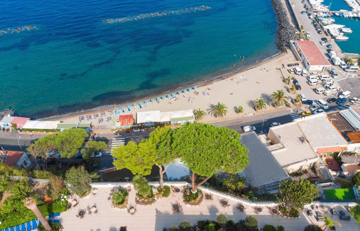 HOTEL CRISTALLO PALACE****