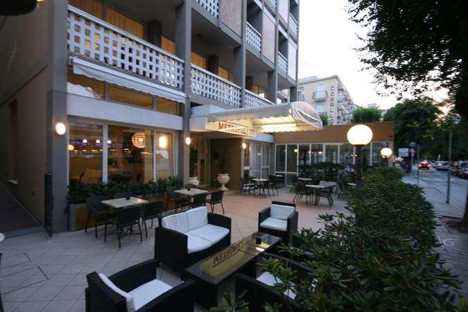 HOTEL METROPOL *** Vacanze Romagna e Marche