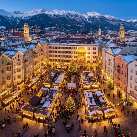 MERCATINI DI NATALE - INNSBRUCK: mercatini, luci e magia del Natale Gite in giornata